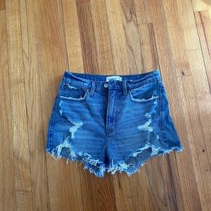 Abercrombie and Fitch High rise shorts